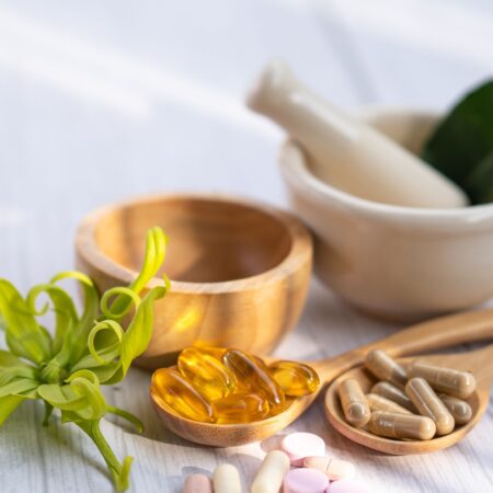 Vitamins & Minerals