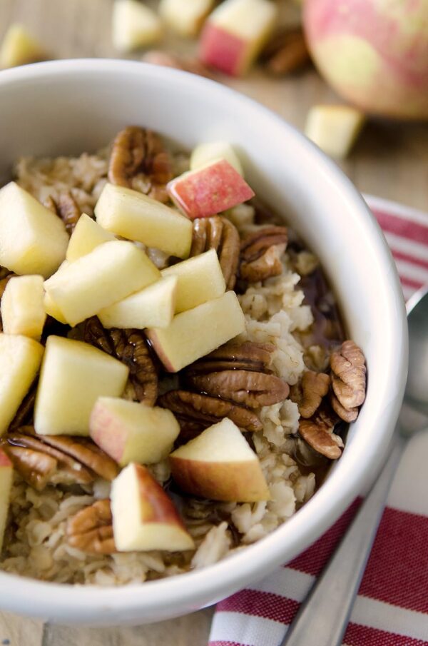 Bob's Red Mill Organic Extra Thick Rolled Oats - Image 6